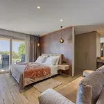 Blagdan Villa *