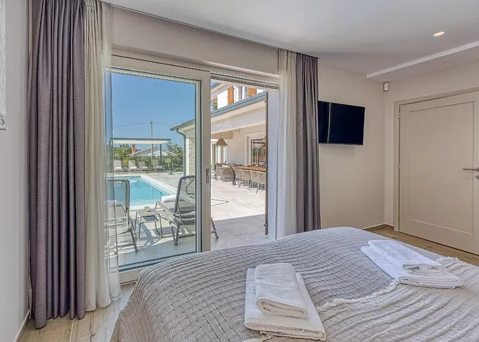 Blagdan Nova Vas (Porec)