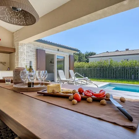 Blagdan * Нова-Вас