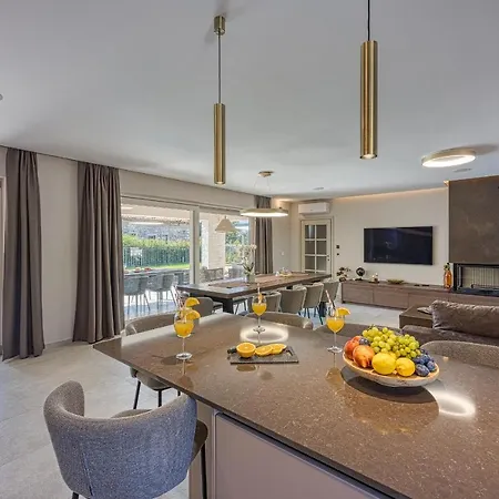 Blagdan * Нова-Вас